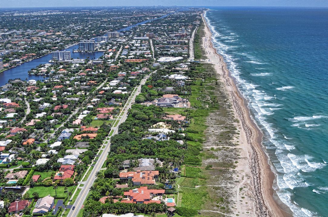 For Sale: $699,000 (2 beds, 2 baths, 1569 Square Feet)