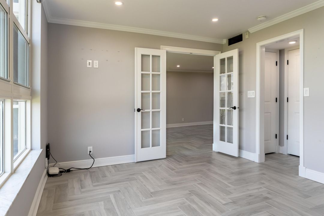 待售: $199,000 (2 贝兹, 2 浴室, 1100 平方英尺)