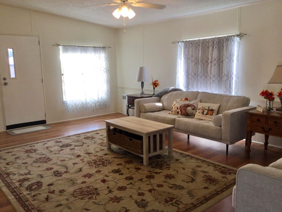 En Venta: $69,000 (2 camas, 2 baños, 1285 Pies cuadrados)