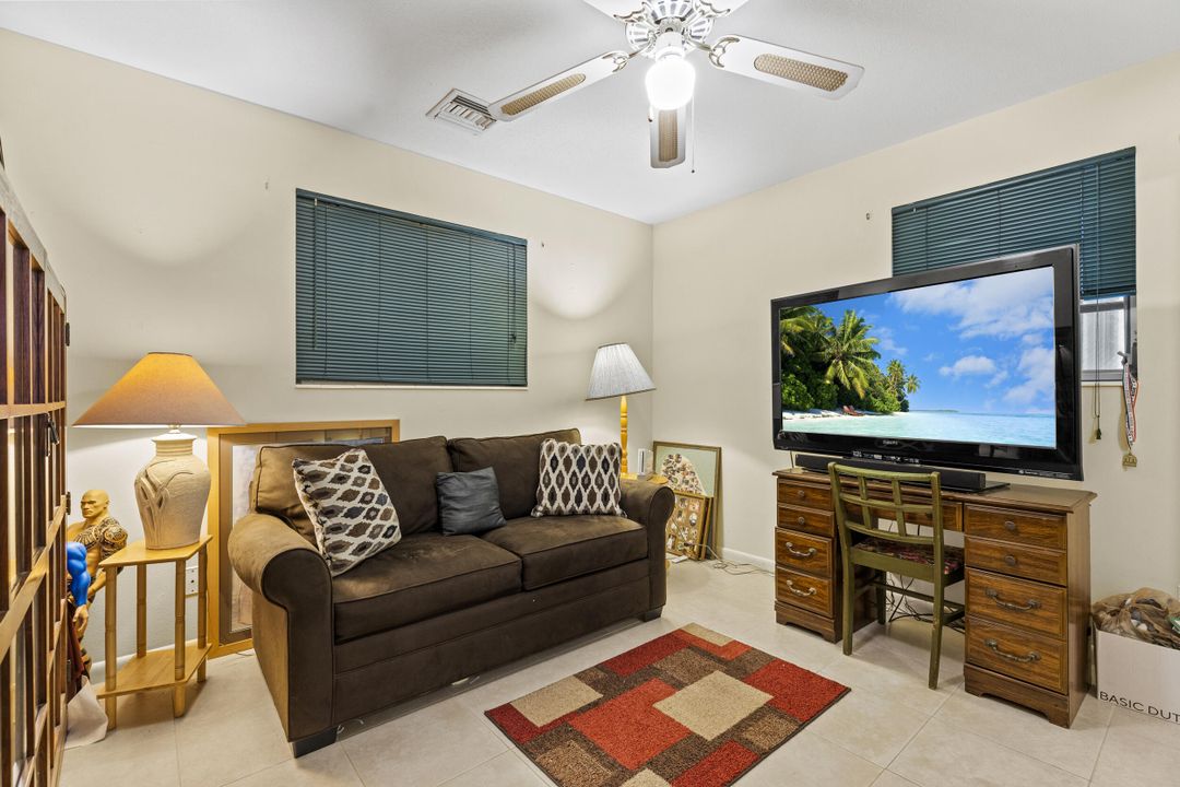 For Sale: $560,000 (3 beds, 2 baths, 1834 Square Feet)