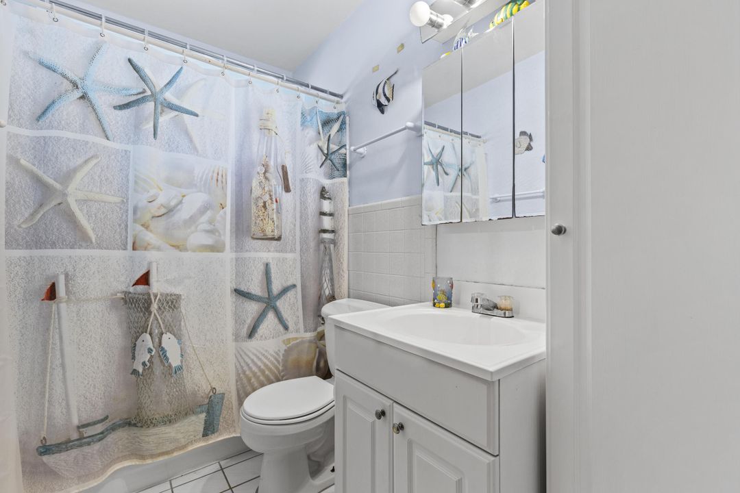 For Sale: $560,000 (3 beds, 2 baths, 1834 Square Feet)