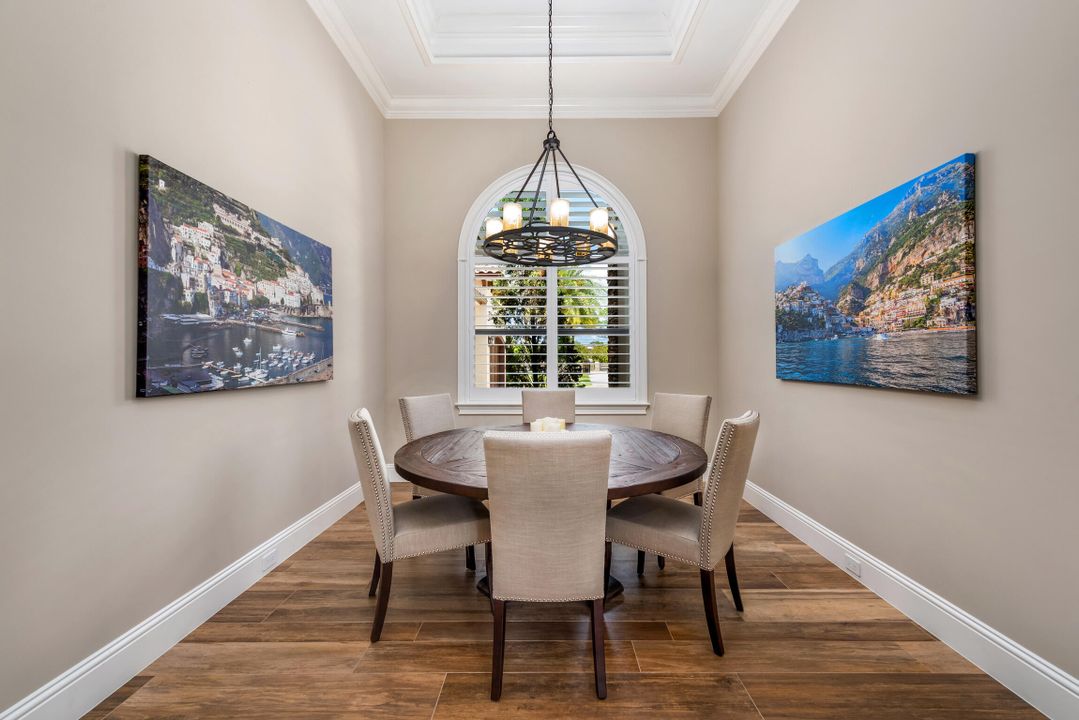 For Sale: $6,645,000 (5 beds, 5 baths, 5629 Square Feet)