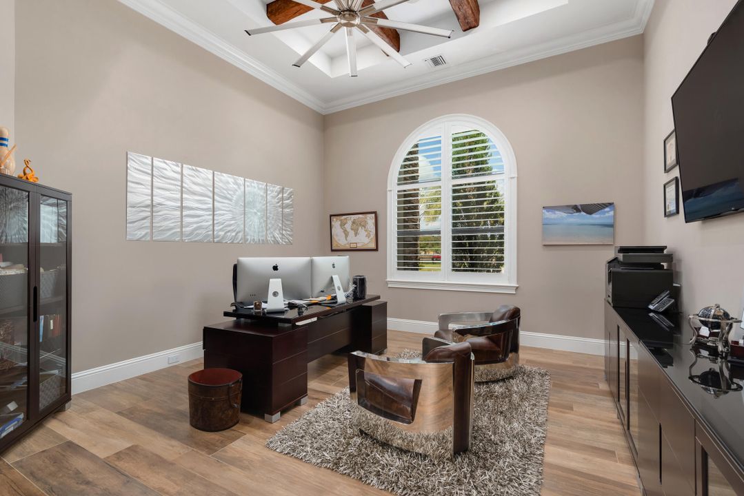 For Sale: $6,645,000 (5 beds, 5 baths, 5629 Square Feet)