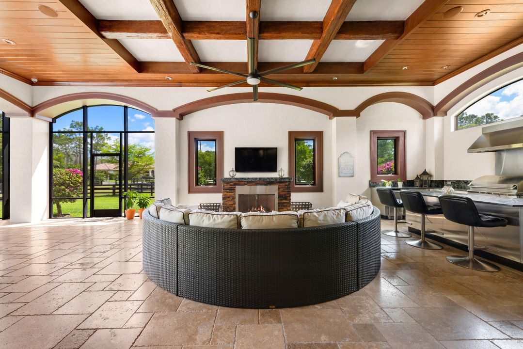 For Sale: $6,645,000 (5 beds, 5 baths, 5629 Square Feet)