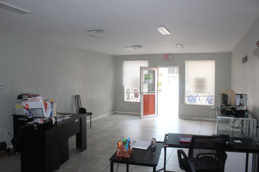 En Venta: $1,400 (0 camas, 0 baños, 0 Pies cuadrados)