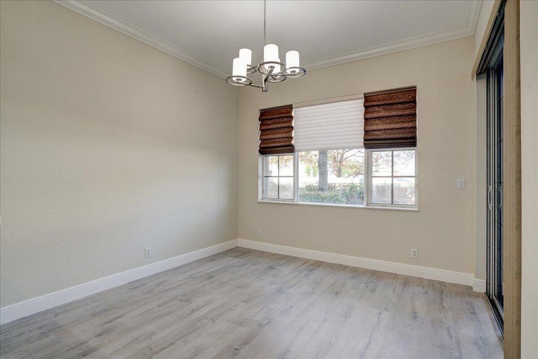 Active With Contract: $486,500 (3 beds, 2 baths, 2209 Square Feet)