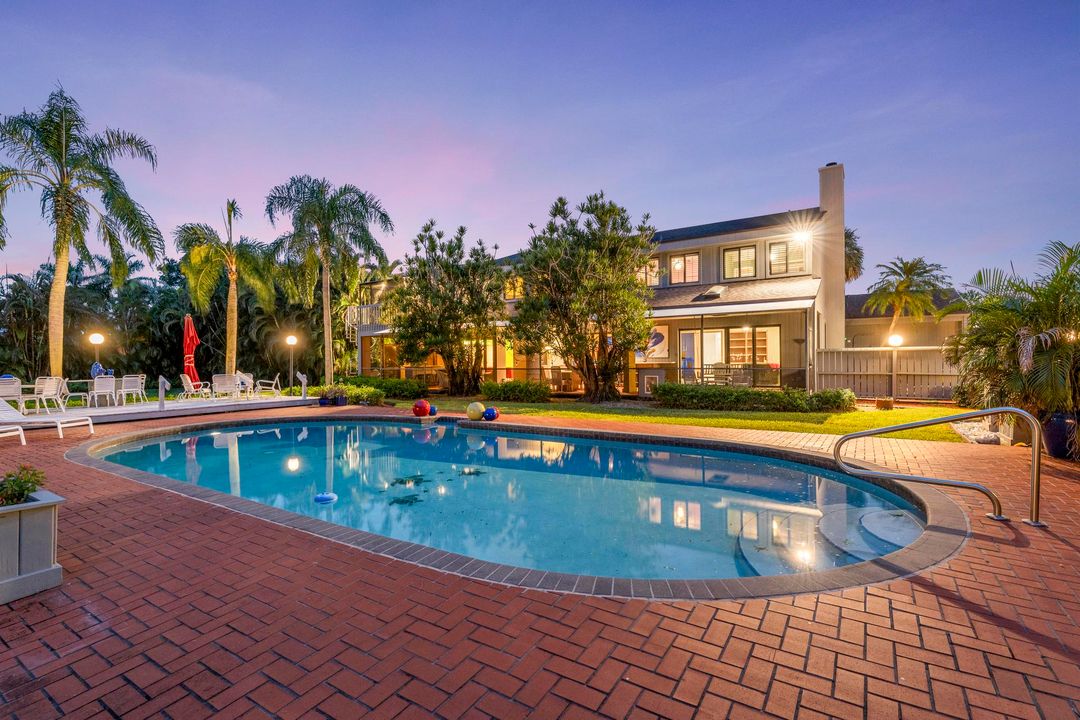 待售: $5,250,000 (6 贝兹, 4 浴室, 4302 平方英尺)