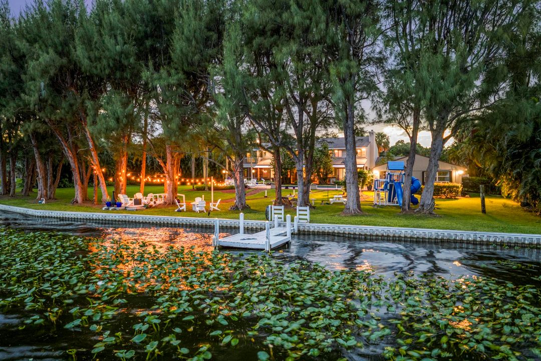 待售: $5,250,000 (6 贝兹, 4 浴室, 4302 平方英尺)