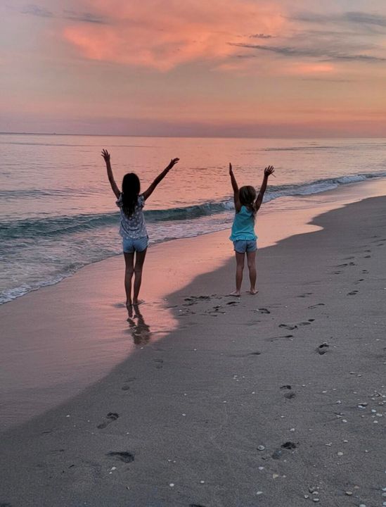 For Rent: $10,000 (2 beds, 2 baths, 1400 Square Feet)