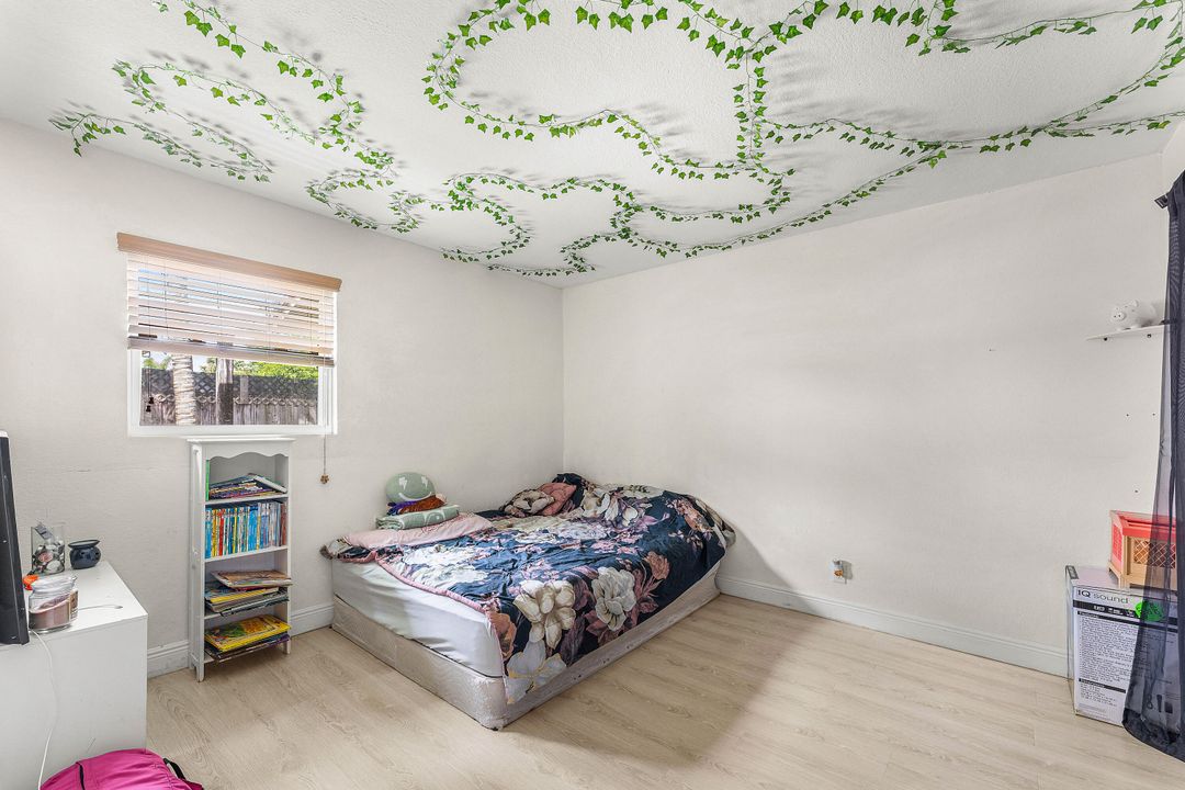 For Sale: $584,000 (0 beds, 0 baths, 1690 Square Feet)