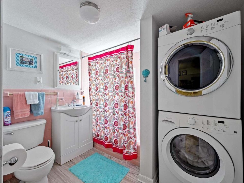 出租: $1,650 (1 贝兹, 1 浴室, 1000 平方英尺)