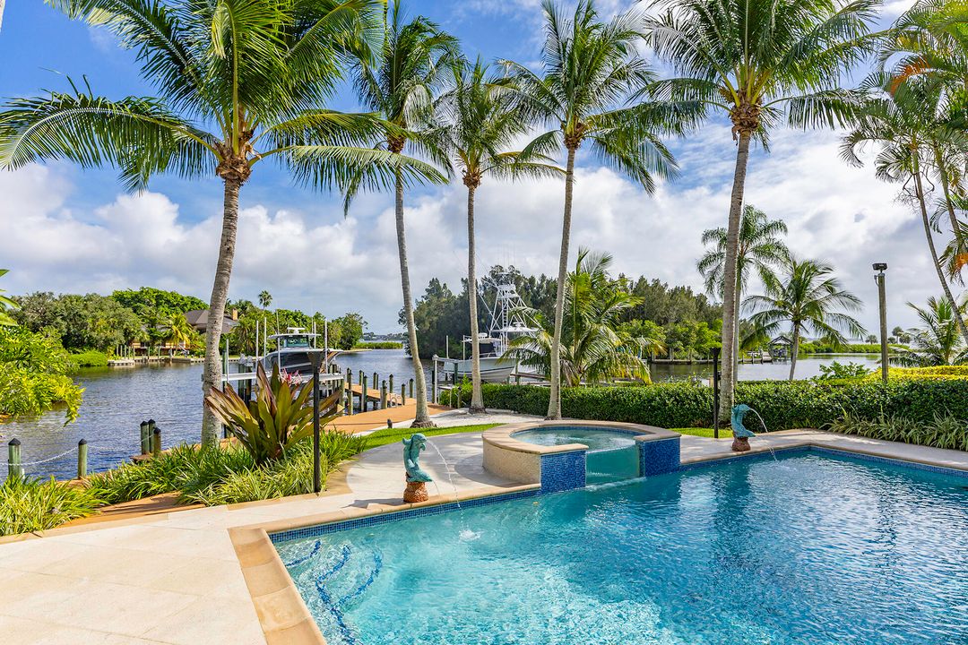 For Sale: $5,100,000 (6 beds, 5 baths, 4314 Square Feet)