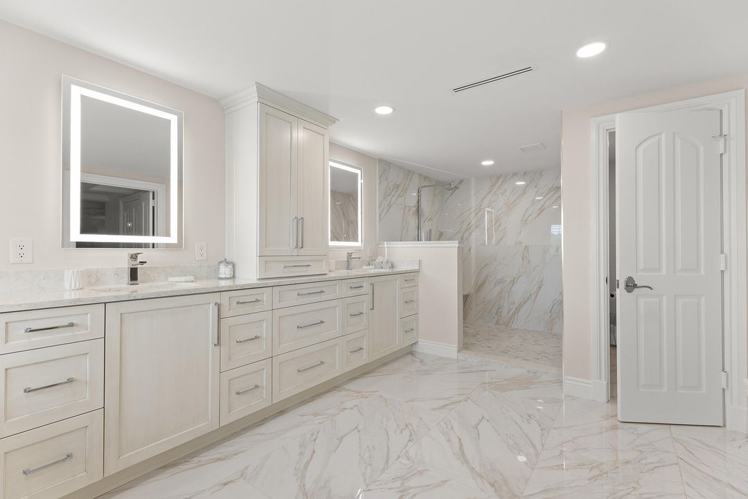 For Sale: $5,100,000 (6 beds, 5 baths, 4314 Square Feet)