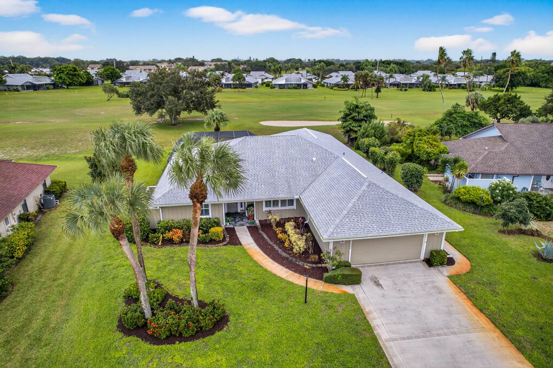 Под контрактом: $699,000 (3 спален, 2 ванн, 2693 Квадратных фут)