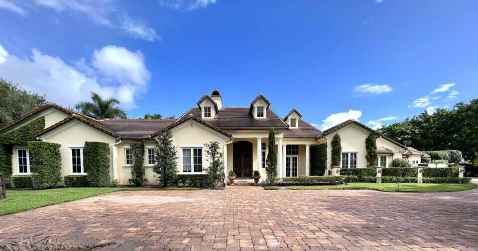 En Venta: $4,900,000 (5 camas, 6 baños, 6053 Pies cuadrados)