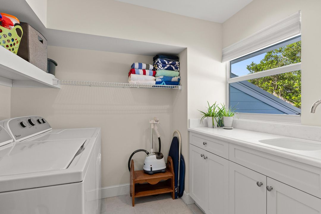 For Sale: $5,100,000 (6 beds, 5 baths, 4314 Square Feet)