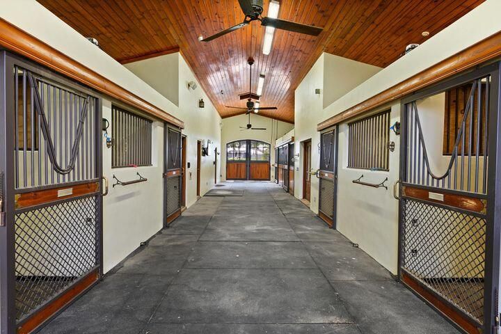 En Venta: $4,900,000 (5 camas, 6 baños, 6053 Pies cuadrados)