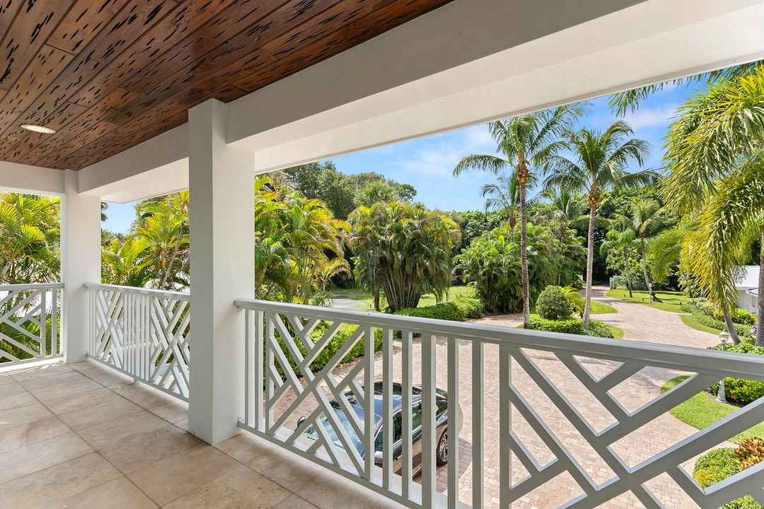 For Sale: $5,100,000 (6 beds, 5 baths, 4314 Square Feet)