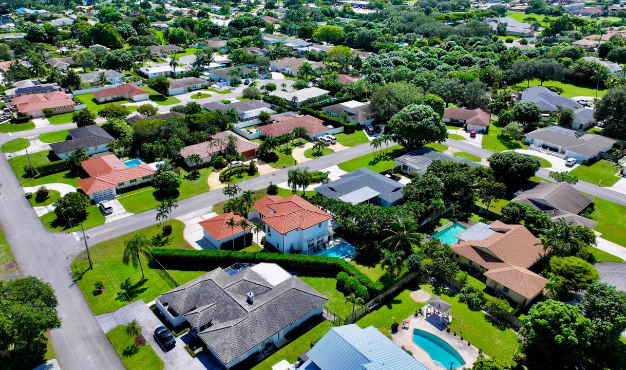 For Rent: $5,300 (4 beds, 3 baths, 2509 Square Feet)