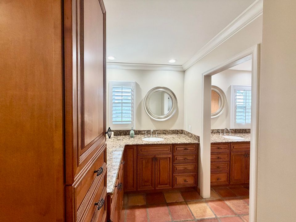 For Rent: $5,300 (4 beds, 3 baths, 2509 Square Feet)