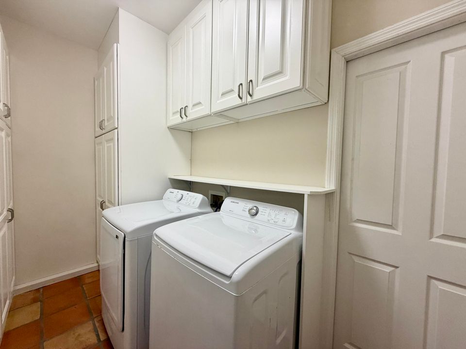 For Rent: $5,300 (4 beds, 3 baths, 2509 Square Feet)