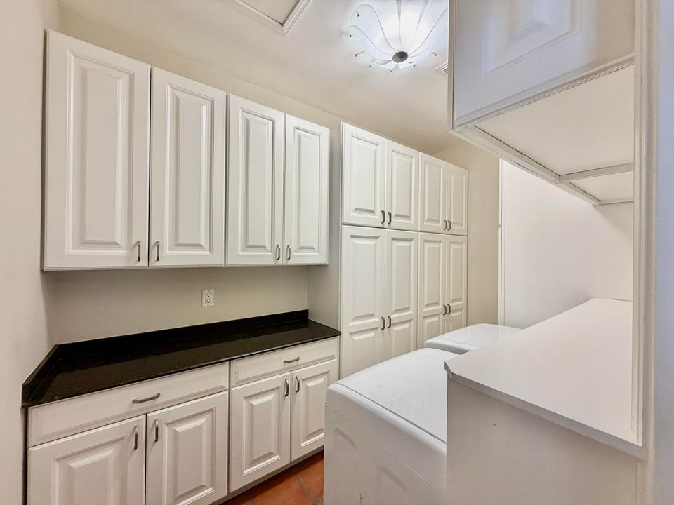 For Rent: $5,300 (4 beds, 3 baths, 2509 Square Feet)