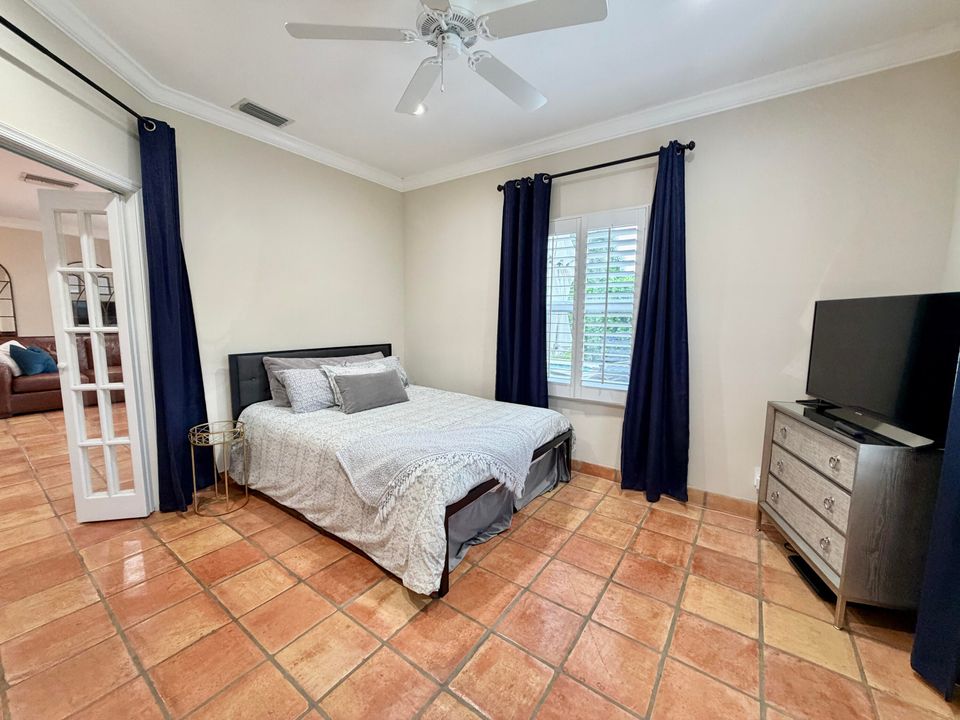 For Rent: $5,300 (4 beds, 3 baths, 2509 Square Feet)