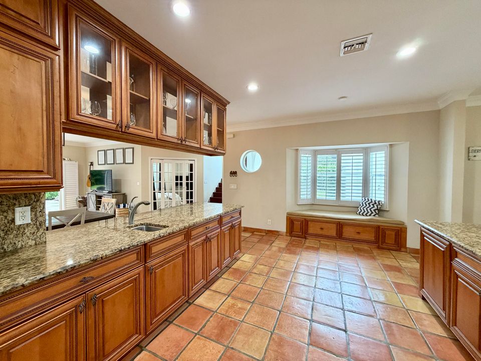 For Rent: $5,300 (4 beds, 3 baths, 2509 Square Feet)