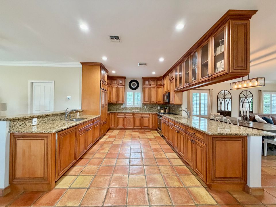 For Rent: $5,300 (4 beds, 3 baths, 2509 Square Feet)