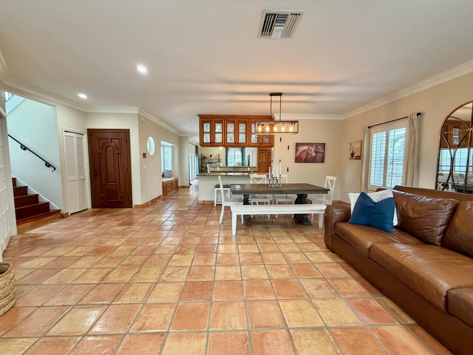 For Rent: $5,300 (4 beds, 3 baths, 2509 Square Feet)