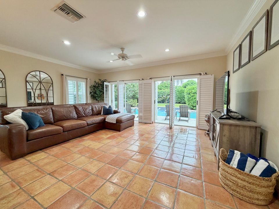 For Rent: $5,300 (4 beds, 3 baths, 2509 Square Feet)