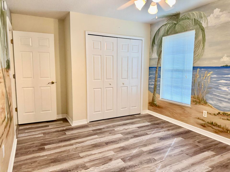 For Sale: $299,000 (3 beds, 2 baths, 1847 Square Feet)