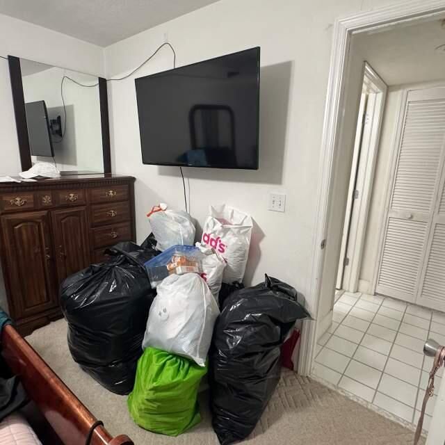 На продажу: $240,000 (2 спален, 2 ванн, 1201 Квадратных фут)