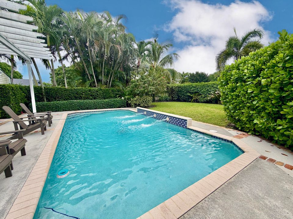 For Rent: $5,300 (4 beds, 3 baths, 2509 Square Feet)