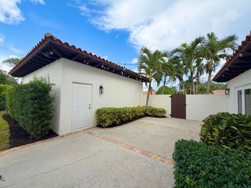 For Rent: $5,300 (4 beds, 3 baths, 2509 Square Feet)