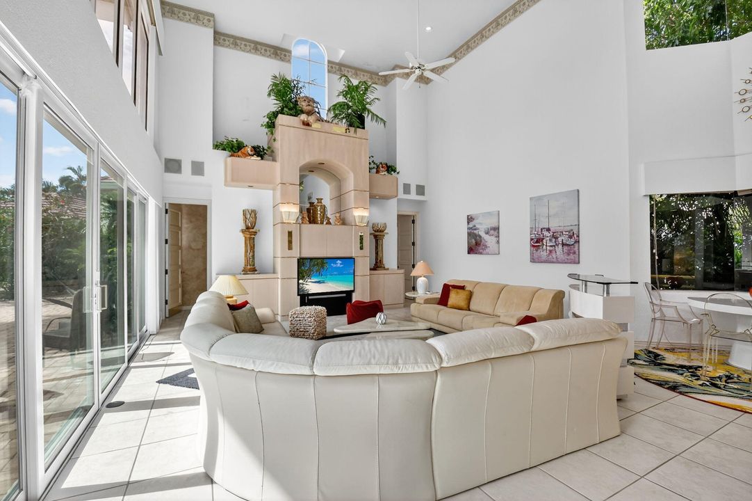 For Sale: $7,775,000 (4 beds, 4 baths, 4394 Square Feet)