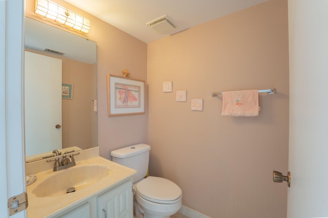 For Sale: $319,000 (2 beds, 2 baths, 1434 Square Feet)