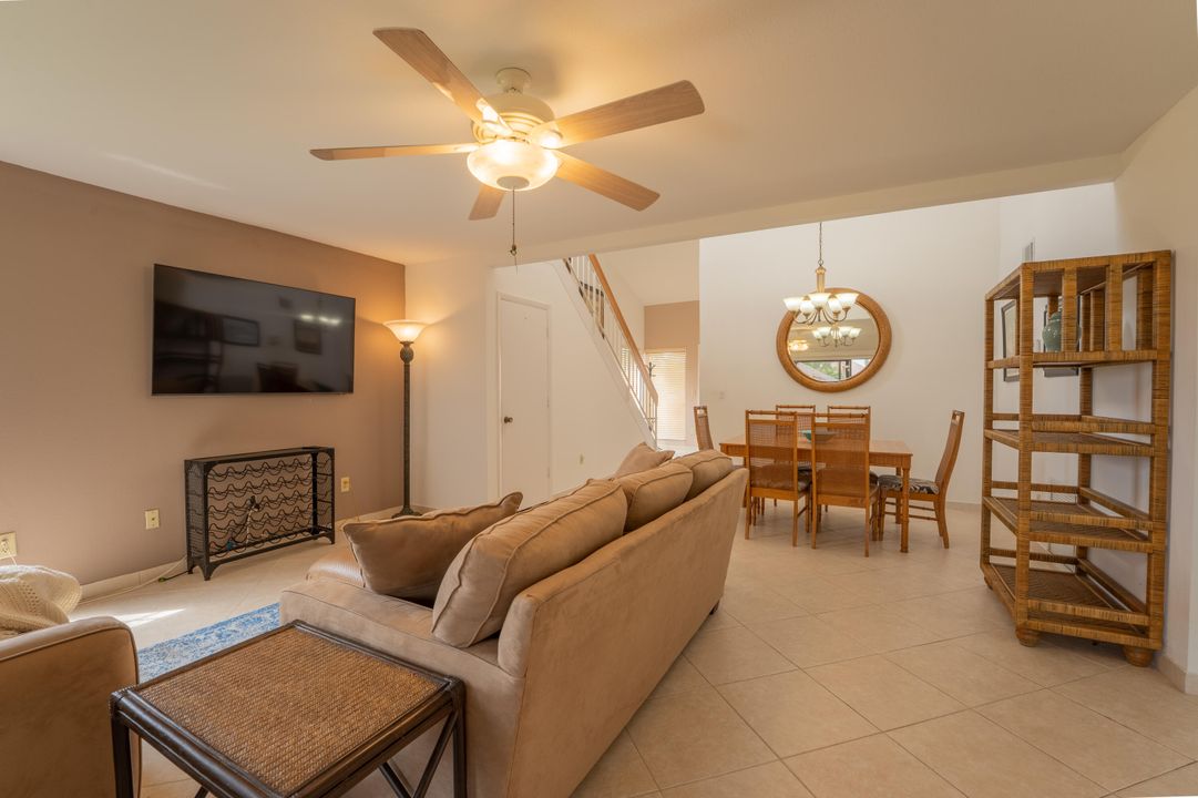 For Sale: $319,000 (2 beds, 2 baths, 1434 Square Feet)