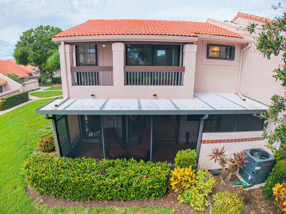 For Sale: $319,000 (2 beds, 2 baths, 1434 Square Feet)