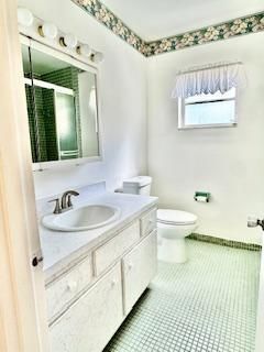 Active With Contract: $109,500 (2 beds, 2 baths, 968 Square Feet)