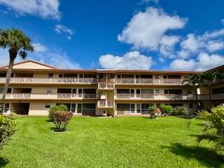 Active With Contract: $109,500 (2 beds, 2 baths, 968 Square Feet)