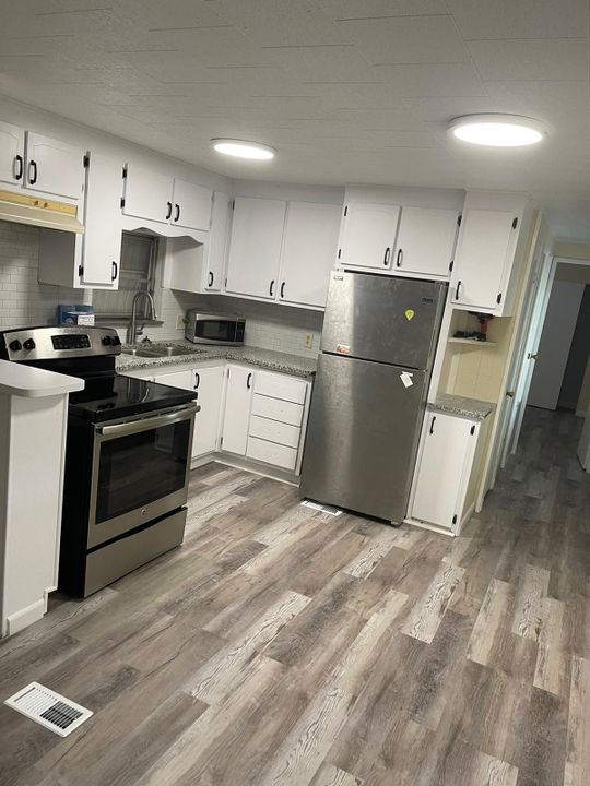 待售: $90,000 (2 贝兹, 2 浴室, 1200 平方英尺)