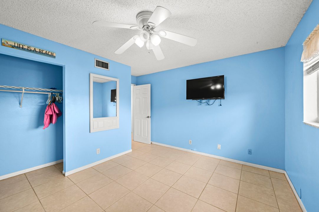 For Sale: $99,000 (2 beds, 2 baths, 1050 Square Feet)