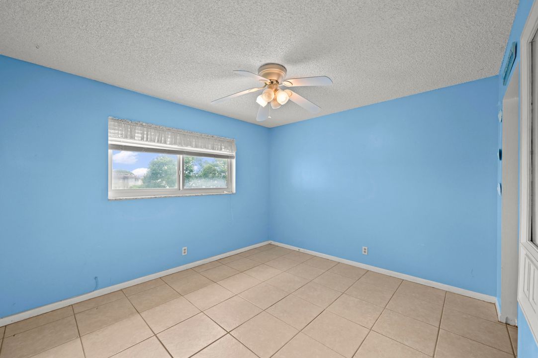 For Sale: $99,000 (2 beds, 2 baths, 1050 Square Feet)