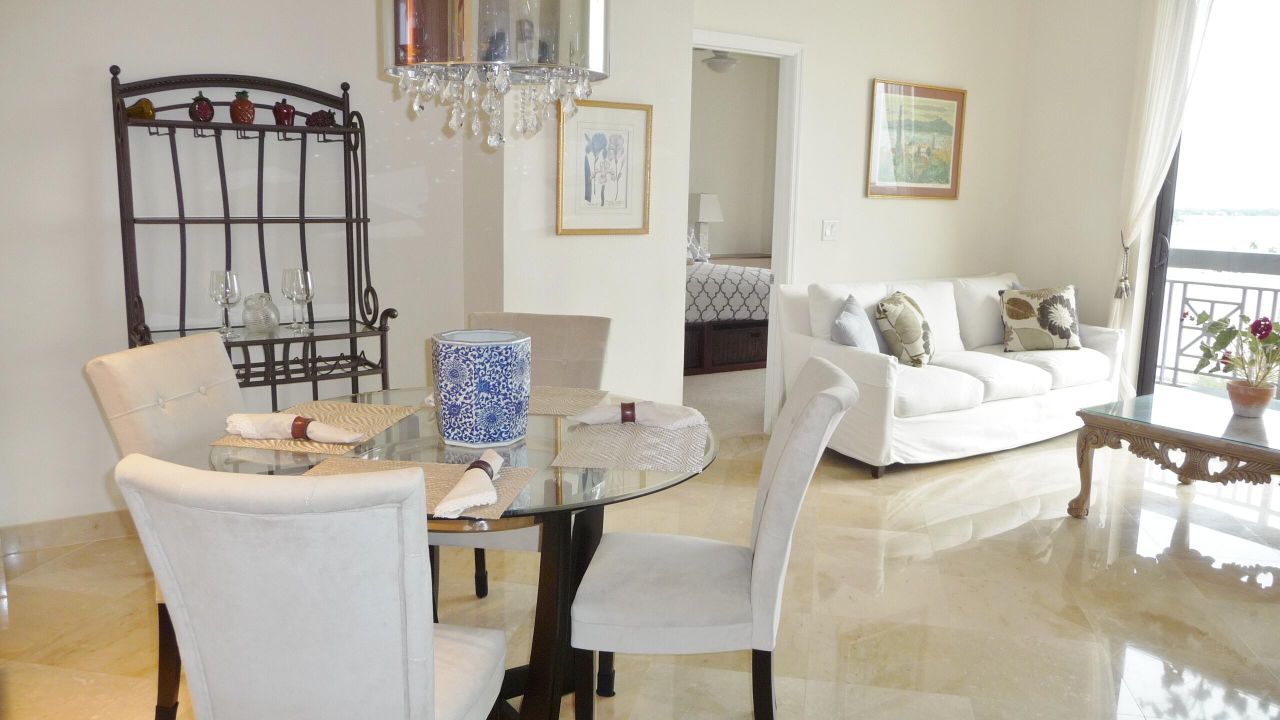 For Rent: $8,500 (2 beds, 2 baths, 1333 Square Feet)