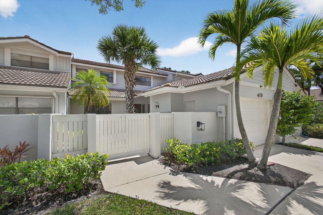 В аренду: $6,500 (3 спален, 2 ванн, 1818 Квадратных фут)