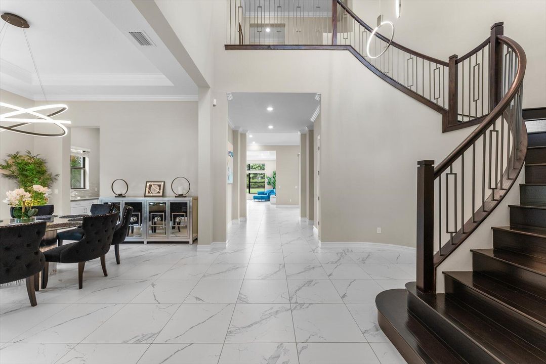 Activo con contrato: $1,777,000 (7 camas, 5 baños, 5369 Pies cuadrados)