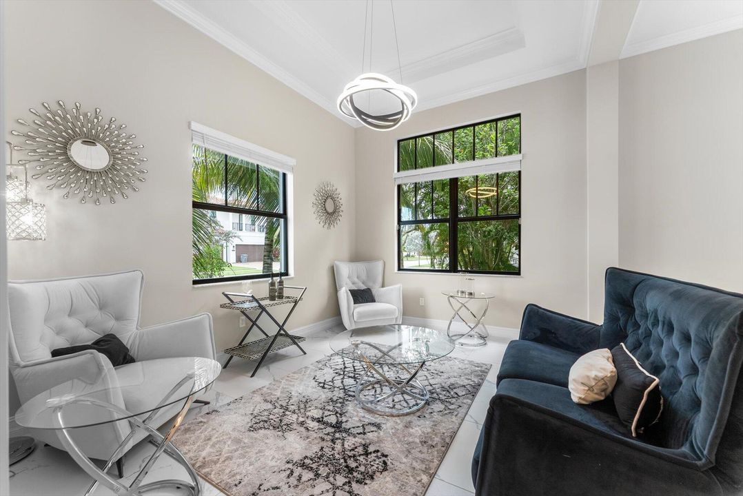 Activo con contrato: $1,777,000 (7 camas, 5 baños, 5369 Pies cuadrados)