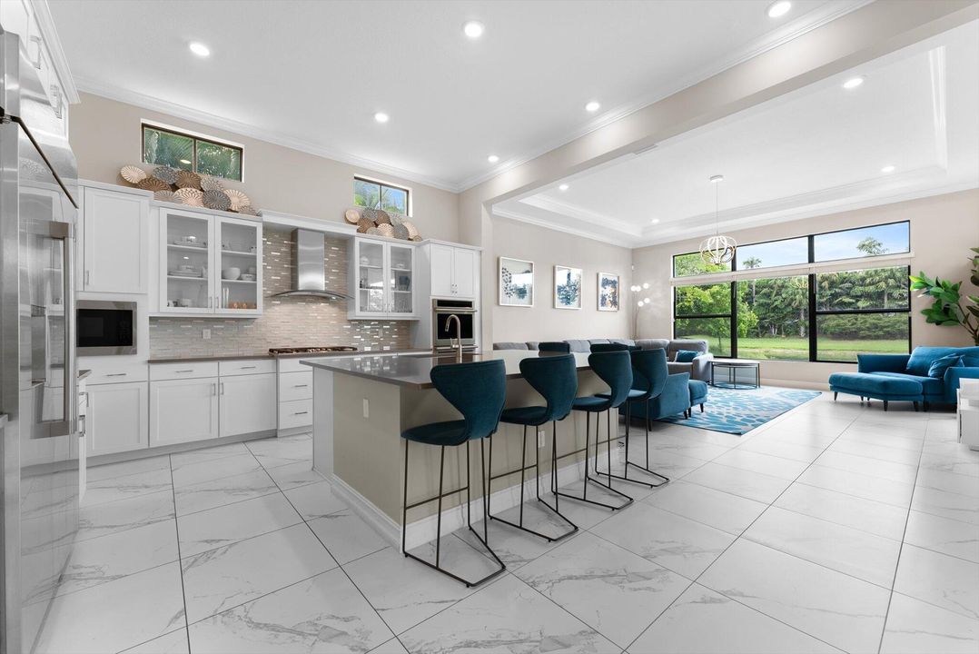 Activo con contrato: $1,777,000 (7 camas, 5 baños, 5369 Pies cuadrados)