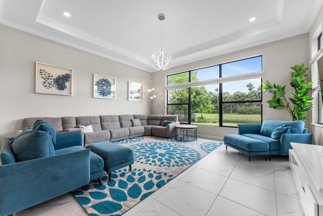 Activo con contrato: $1,777,000 (7 camas, 5 baños, 5369 Pies cuadrados)